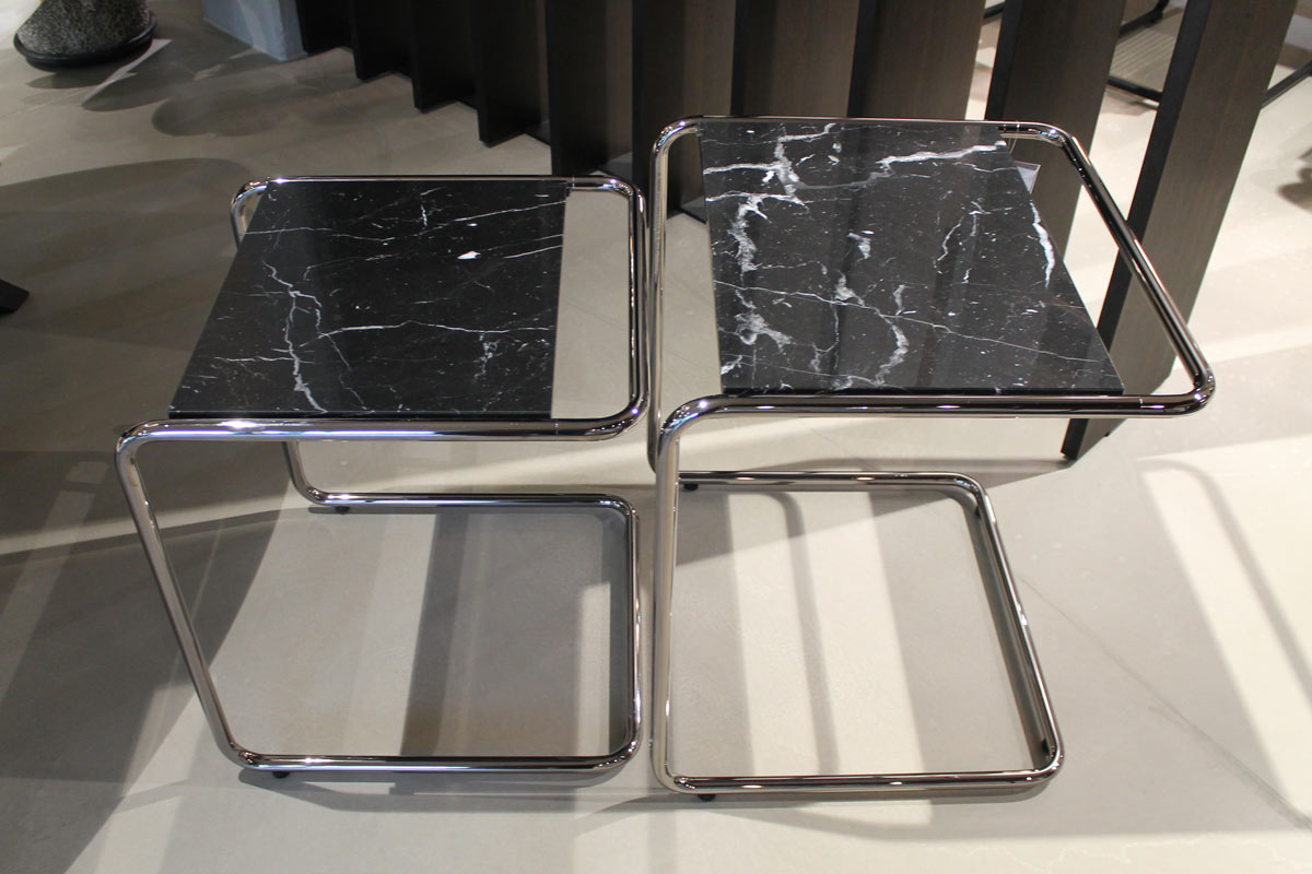 Satztisch B 97, Serious 05 von Thonet