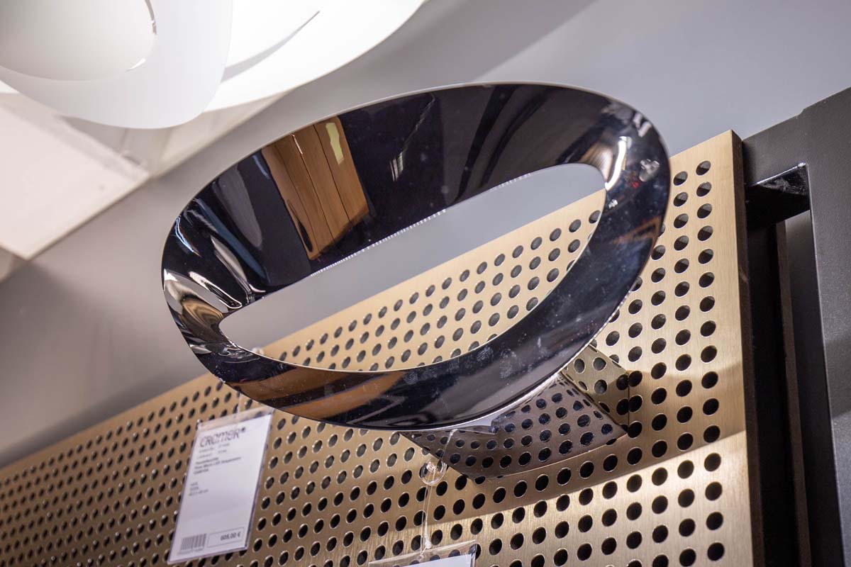 Ausstellungstück im Sale: Wandleuchte Mesmeri LED Chrom von Artemide für 353 €
