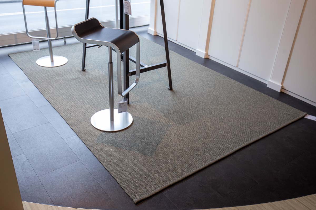 Ausstellungstück im Sale: Teppich Visia  von Miinu für 1.550 €