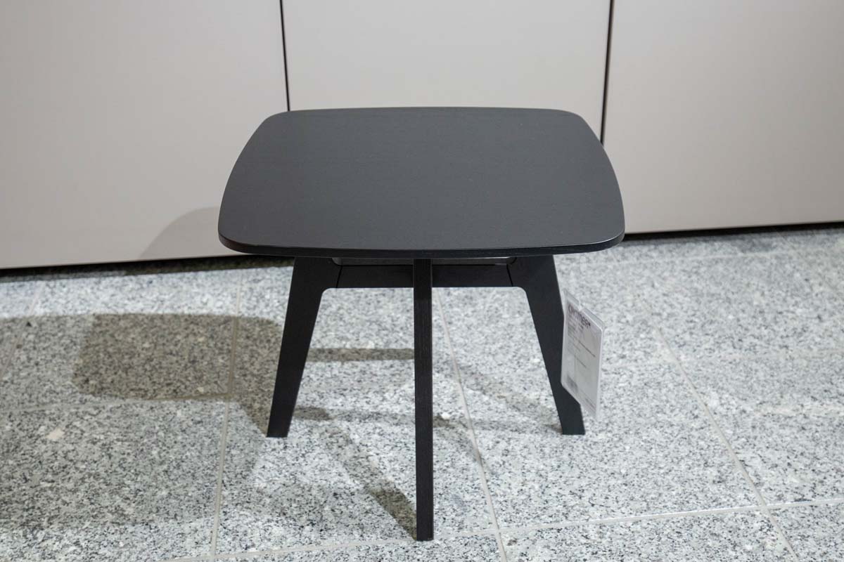 Ausstellungstück im Sale: Beistelltisch Stan schwarz H 36 cm von Möller Design für 490 €