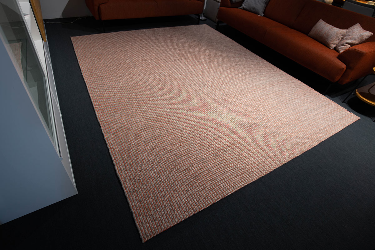 Ausstellungstück im Sale: Teppich Nordic Plain von Kymo für 2.500 €