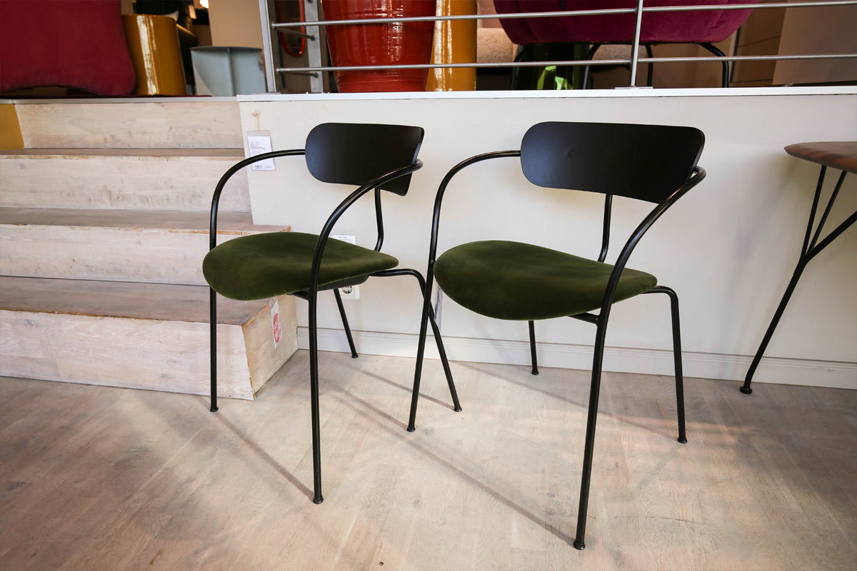 Ausstellungstück im Sale: Stuhlgruppe Pavillion von AndTradition für 1.620 €