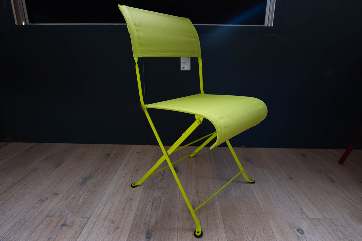 Ausstellungstück im Sale: Outdoor-Stuhl Dune eisenkraut-grün von Fermob für 125 €