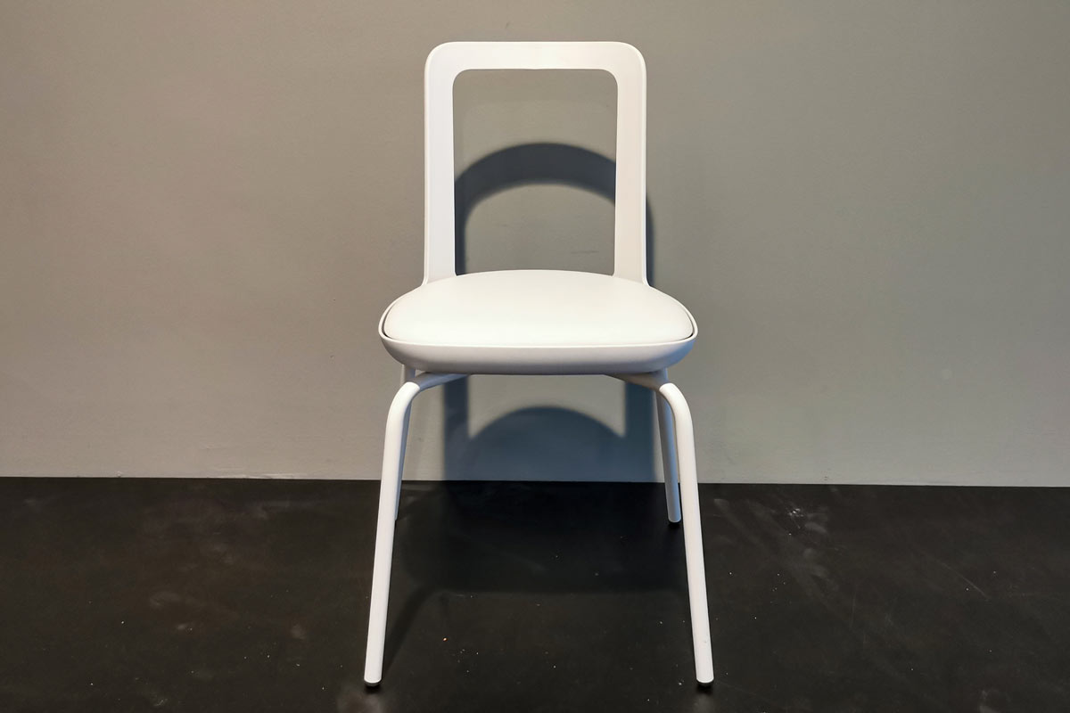 Ausstellungstück im Sale: Stuhl W2020 Out von Wagner für 390 €