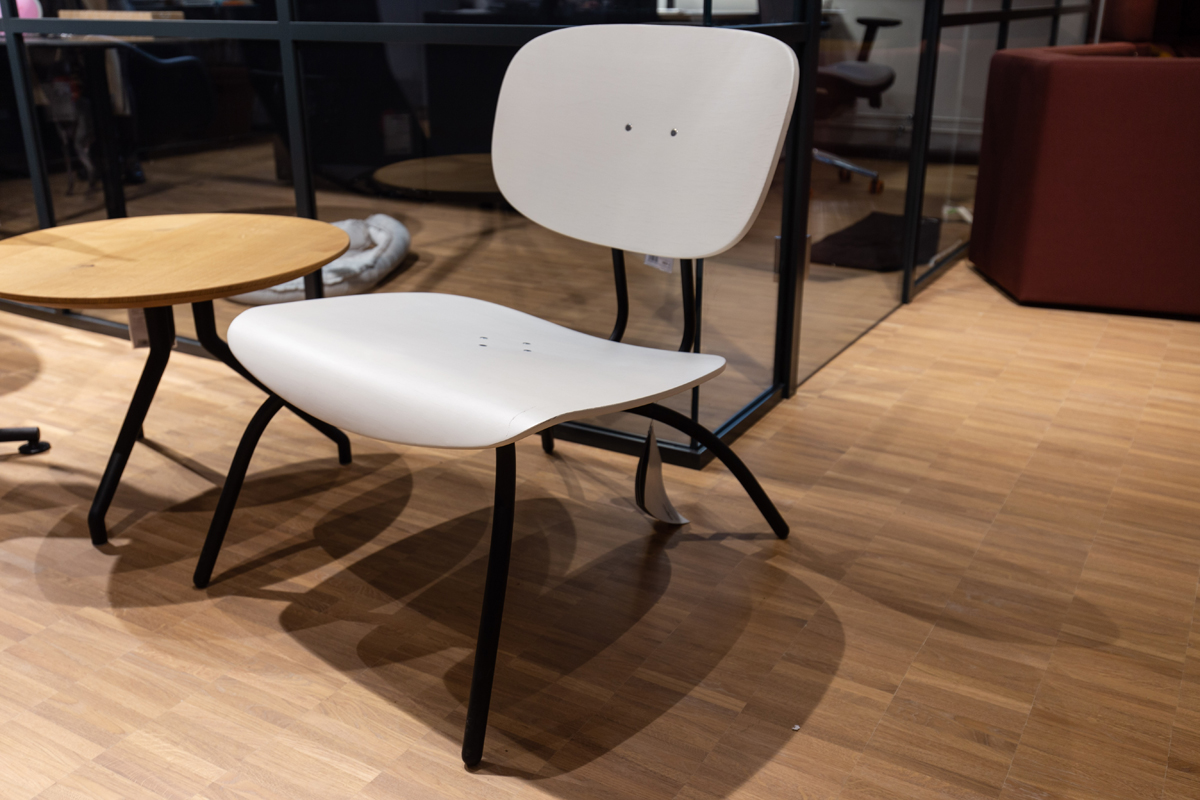 Ausstellungstück im Sale: Stuhl W1970 low von Wagner für 699 €
