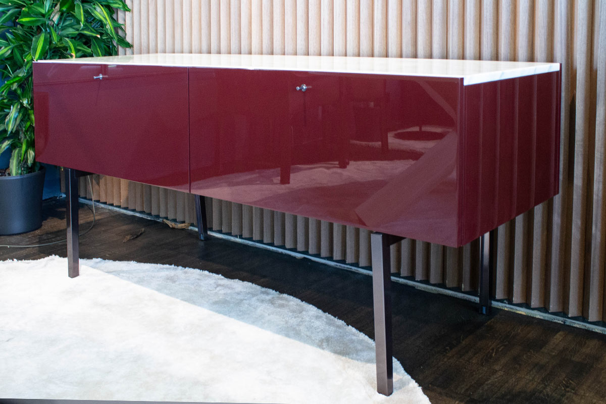 Ausstellungstück im Sale: Sideboard Flat von Cassina für 6.950 €