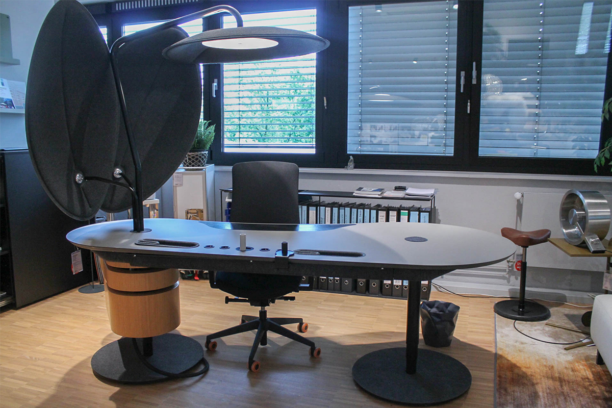 Schreibtisch/Motortisch Balance.Office von König + Neurath