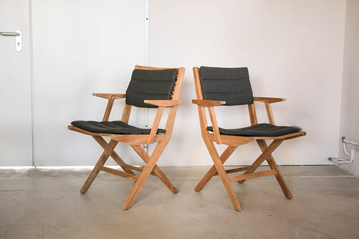 Ausstellungstück im Sale: Outdoor-Stuhl Flip mit Armlehnen 2er-Set von Cane-line für 1.290 €