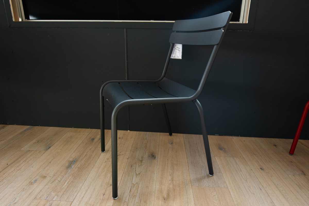 Ausstellungstück im Sale: Outdoor-Stuhl Luxembourg von Fermob für 200 €