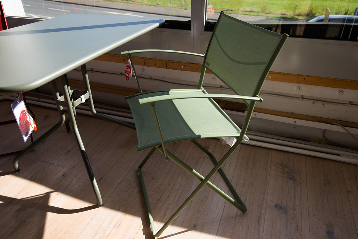 Set Outdoor-Stühle Plein + Outdoor-Tisch Petale von Fermob