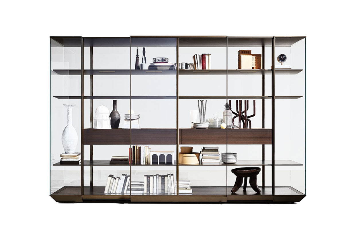Glasvitrine Kristal von Molteni&C für 11.900 € Glasvitrine Kristal von Molteni&C für 11.900 €